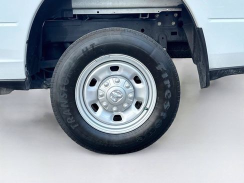 Used 2024 RAM 2500 Tradesman RWD image 32