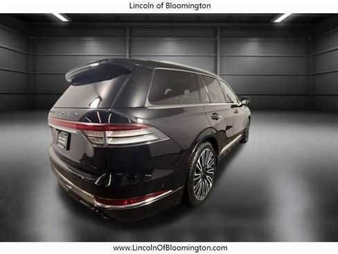 Certified 2023 Lincoln Aviator Black Label w/ Dynamic Handling Package AWD/4WD image 8