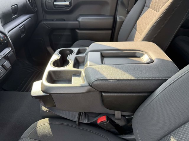 Certified 2022 Chevrolet Silverado 1500 Custom AWD/4WD image 36