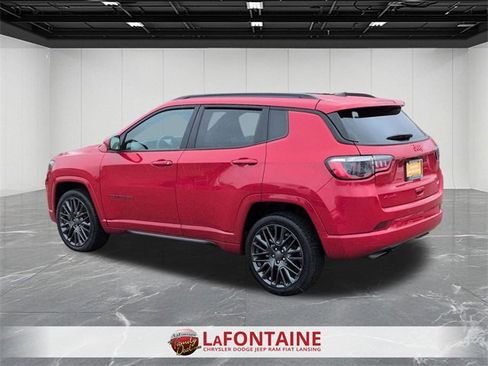 Certified 2023 Jeep Compass Limited image 3