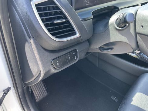 Used 2025 Kia Seltos EX w/ EX Sunroof Package AWD/4WD image 22