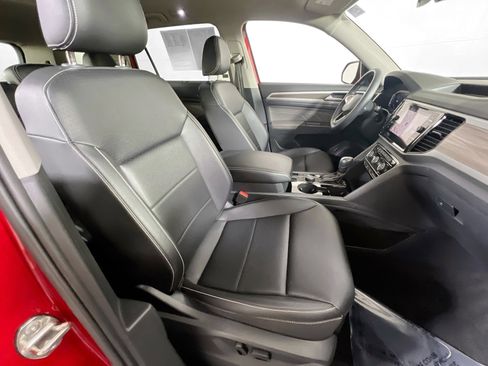 Used 2023 Volkswagen Atlas SEL image 30