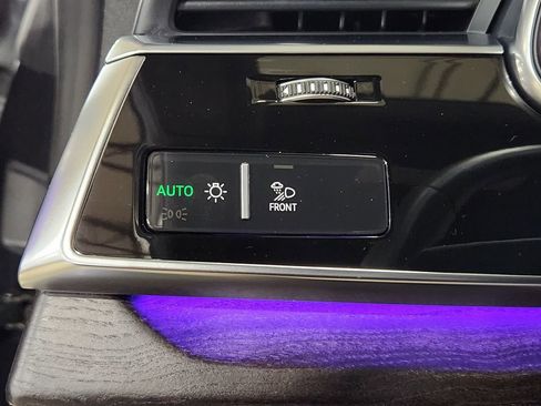 Used 2022 Audi Q8 Prestige image 43