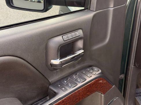 Used 2015 GMC Sierra 1500 SLT w/ SLT Crew Cab Value Package AWD/4WD image 16