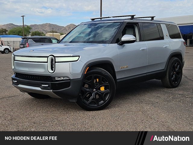 Used 2023 Rivian R1S Adventure Quad AWD/4WD image 1