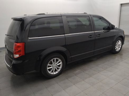Used 2019 Dodge Grand Caravan SXT w/ Driver Convenience Group FWD image 10