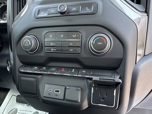 New 2025 Chevrolet Silverado 1500 Custom image 15