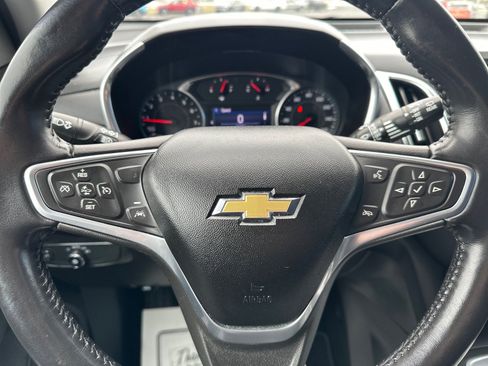 Used 2022 Chevrolet Equinox LT image 12