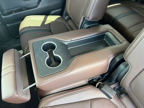 Used 2024 Honda Pilot Elite image 16