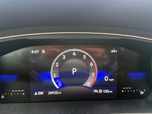 Used 2024 Volkswagen Tiguan Wolfsburg Edition image 13