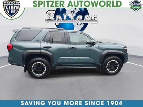 Certified 2025 Toyota 4Runner TRD Off-Road Premium AWD/4WD image 10