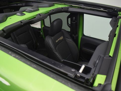 New 2025 Jeep Wrangler Unlimited Rubicon 392 image 17