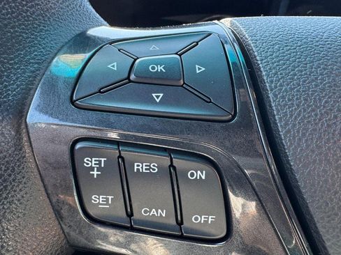 Used 2016 Ford Explorer XLT w/ Equipment Group 202A AWD/4WD image 17