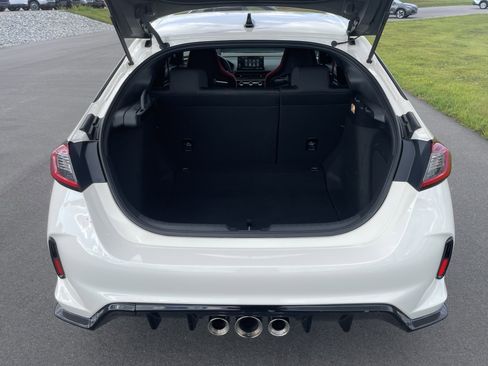 Used 2023 Honda Civic Type R image 5