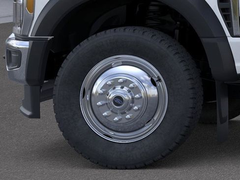 New 2025 Ford F550 4x4 Supercab Super Duty image 19