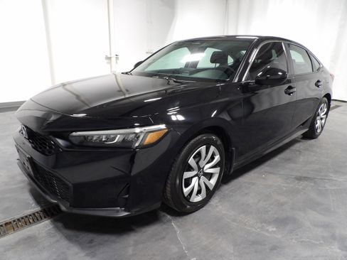 Used 2025 Honda Civic LX image 5