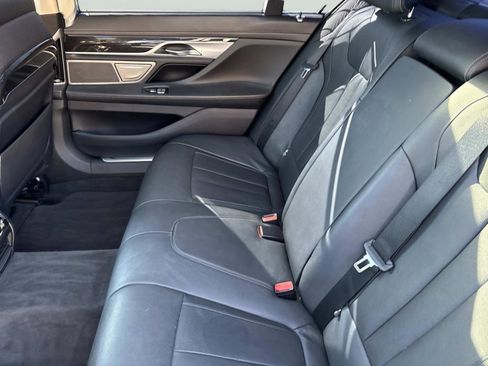 Used 2016 BMW 740i image 16
