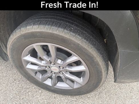 Used 2023 GMC Terrain SLT w/ Infotainment Package II AWD/4WD image 6