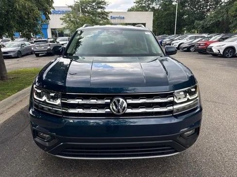 Used 2019 Volkswagen Atlas SE w/ Towing Package FWD image 2