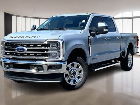 Used 2024 Ford F250 Lariat w/ Chrome Package image 1