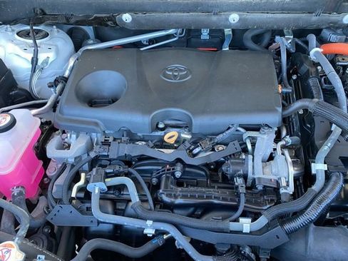 Used 2020 Toyota RAV4 LE w/ All Weather Liner Package image 22