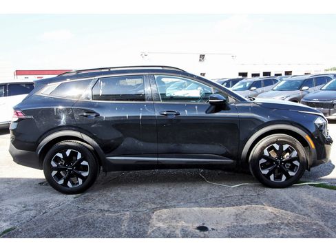Certified 2023 Kia Sportage X-Line image 8