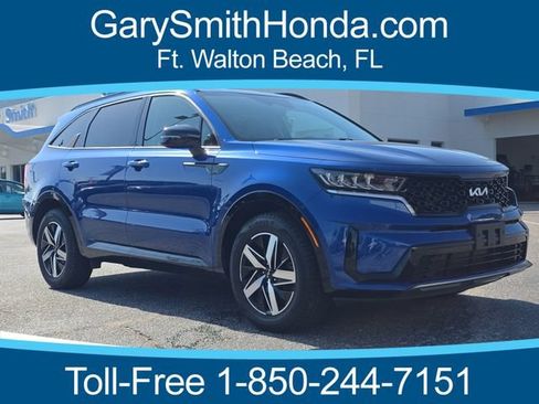 Used 2022 Kia Sorento S w/ Panoramic Sunroof Package FWD image 1