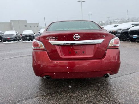 Used 2015 Nissan Altima 2.5 S w/ Power Driver Seat Package FWD image 4
