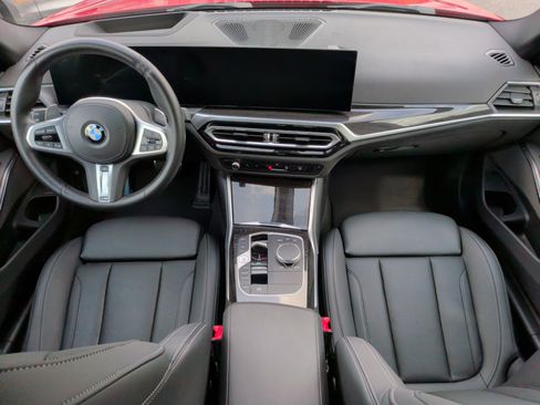 Used 2023 BMW 330i Sedan w/ M Sport Package image 30