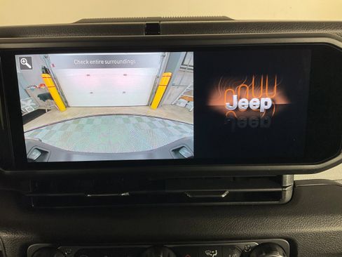 New 2026 Jeep Gladiator Sport image 13