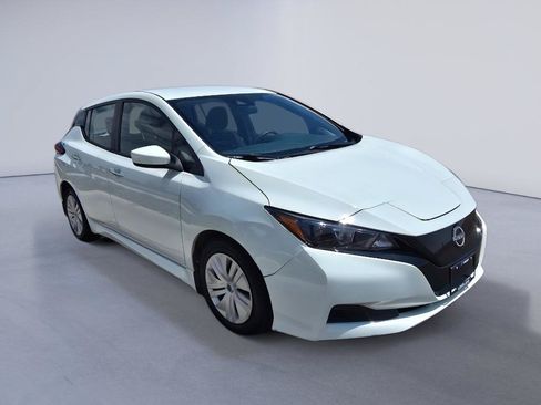 Used 2023 Nissan Leaf S FWD image 7