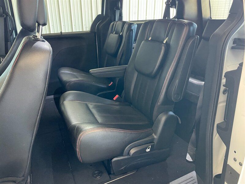 Used 2019 Dodge Grand Caravan GT FWD image 15