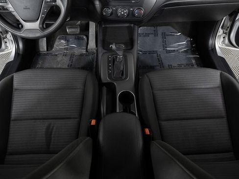 Used 2016 Kia Forte LX w/ LX Popular Plus Package image 36