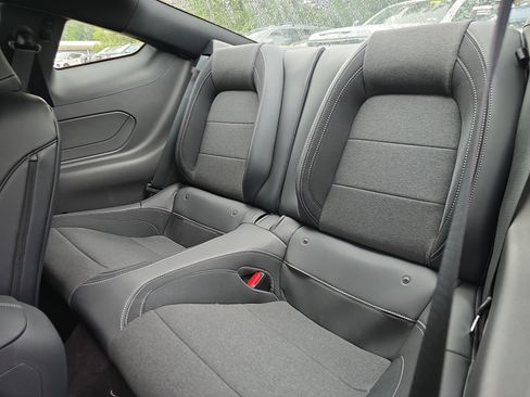 Used 2025 Ford Mustang Coupe RWD image 13