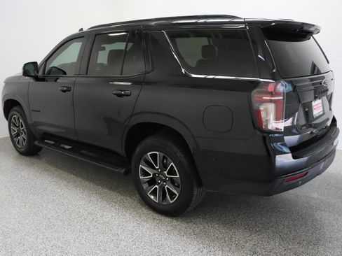 Used 2024 Chevrolet Tahoe Z71 w/ Z71 Off-Road Package AWD/4WD image 9