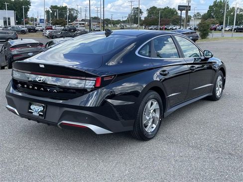 New 2025 Hyundai Sonata SE image 7