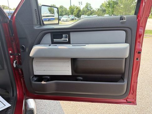 Used 2014 Ford F150 XLT w/ Equipment Group 302A Luxury AWD/4WD image 25