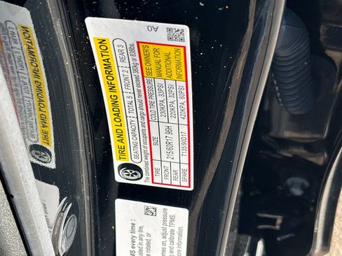 Used 2024 Honda HR-V LX image 29