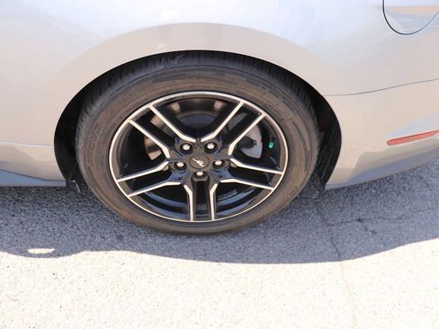 Used 2020 Ford Mustang Premium RWD image 9