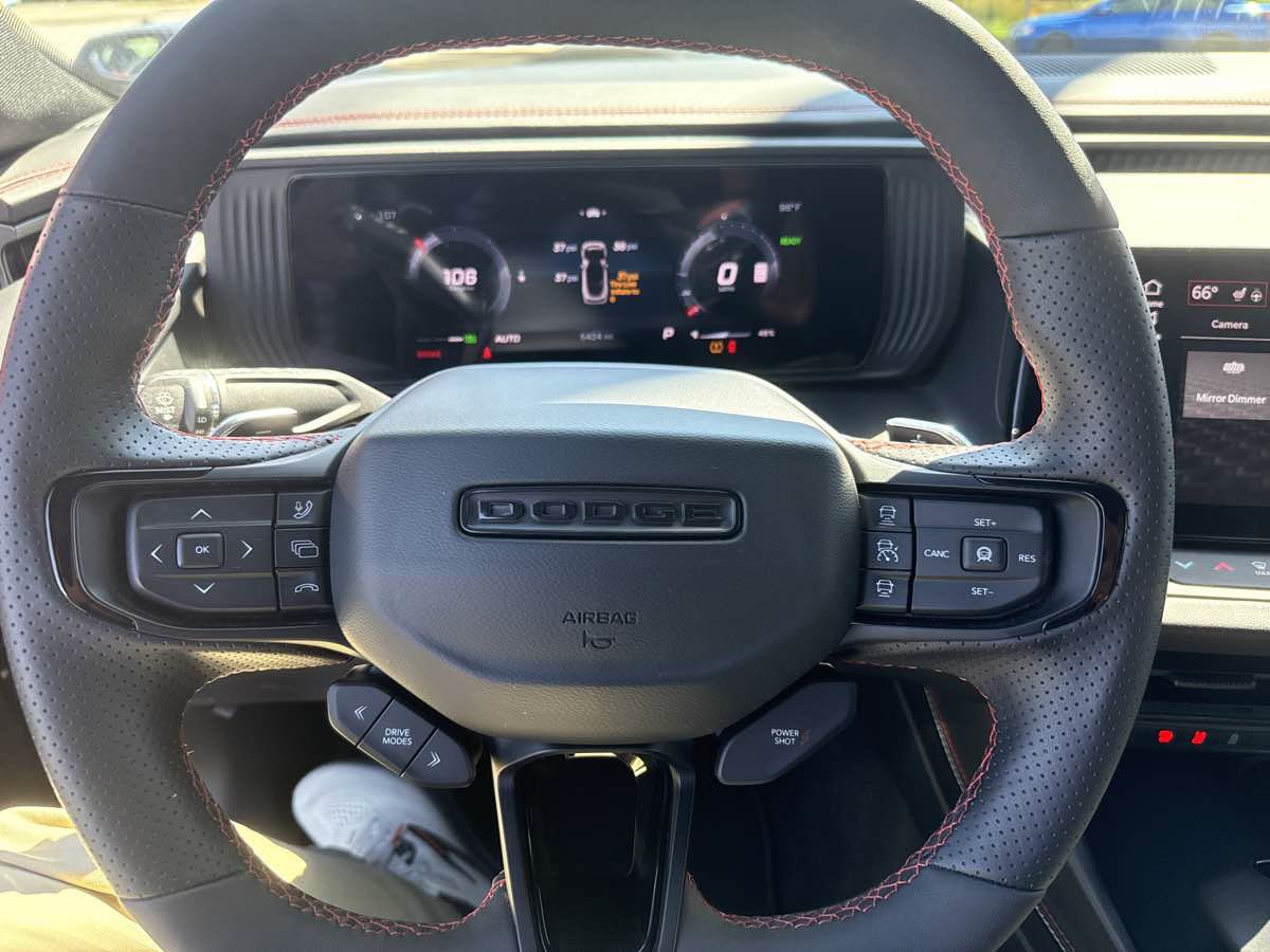 Used 2025 Dodge Charger Daytona R/T w/ Quick Order Package 25M R/T AWD/4WD image 10