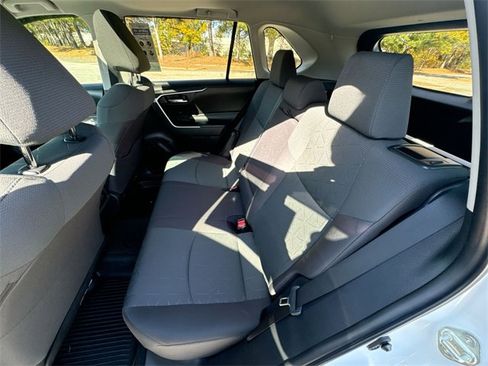 Used 2023 Toyota RAV4 XLE image 23