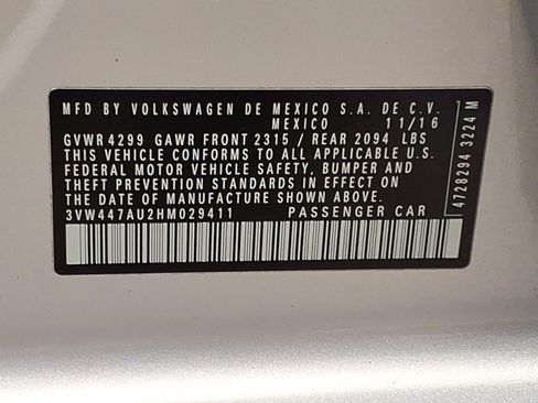 Used 2017 Volkswagen GTI Autobahn FWD image 23