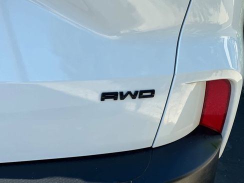 Certified 2022 Ford Escape SEL w/ SEL Stealth AWD Package image 2