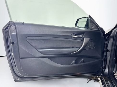 Used 2017 BMW M2 image 21