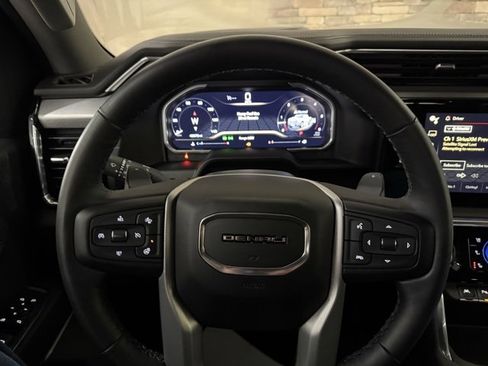Used 2023 GMC Sierra 1500 Denali w/ Technology Package image 17