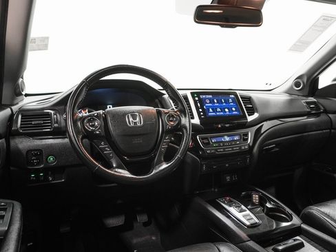 Used 2016 Honda Pilot Touring image 20