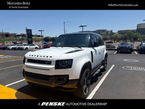 Used 2025 Land Rover Defender 110 X-Dynamic SE AWD/4WD image 1