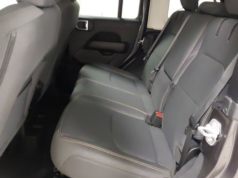 Used 2025 Jeep Wrangler Unlimited Sahara w/ Safety Group AWD/4WD image 37