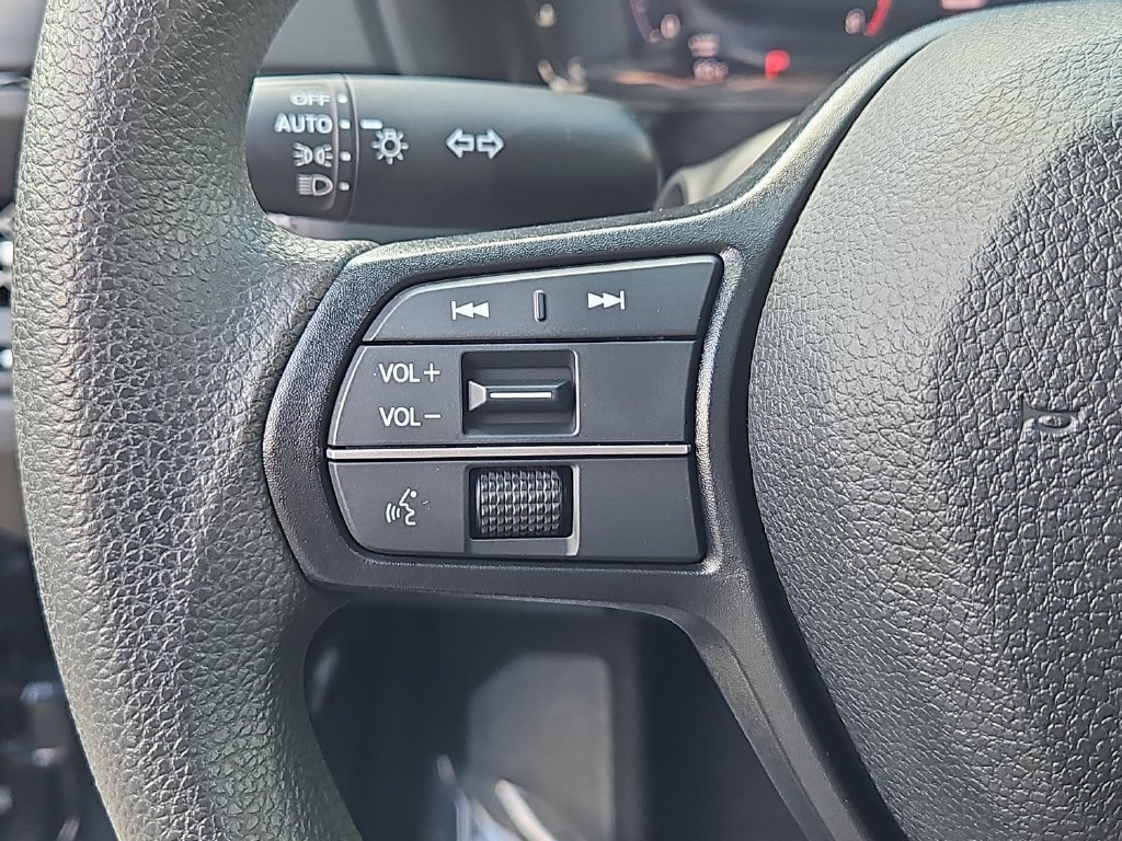 Certified 2024 Honda Accord EX image 22