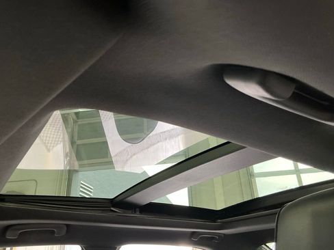 Used 2013 Chrysler 300 C Luxury Series w/ Light Group AWD/4WD image 8